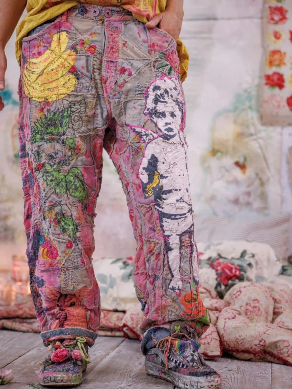 🌈NWT MAGNOLIA PEARL QUILT WORK APPLIQUÉ MINER DENIMS🌈 - Picture 2 of 13